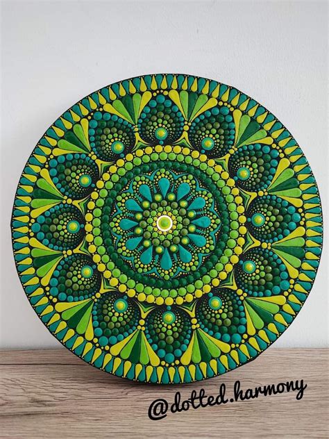 Pin By Susan Atwood On Painting Mandala Art Therapy Mandala Artwork