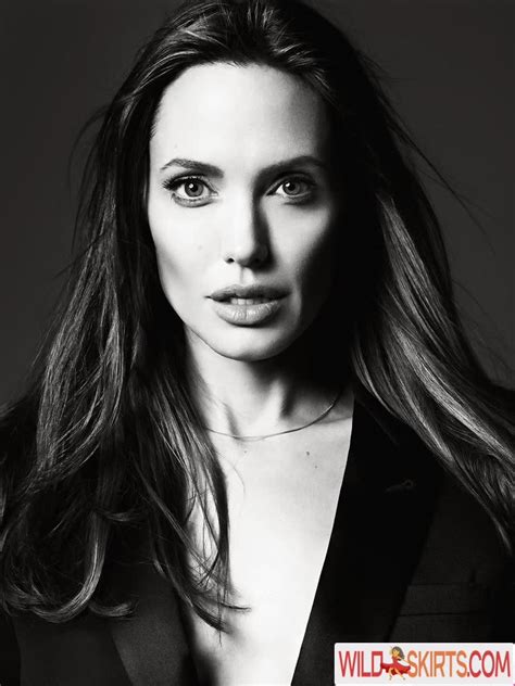 Angelina Jolie Angelinajolie Nude Instagram Leaked Photo 34