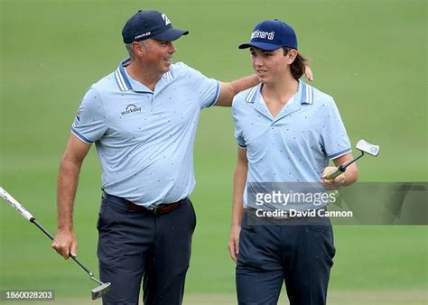 Matt Kuchar Of The United States Embraces His Son Cameron Kuchar On News Photo Getty Images