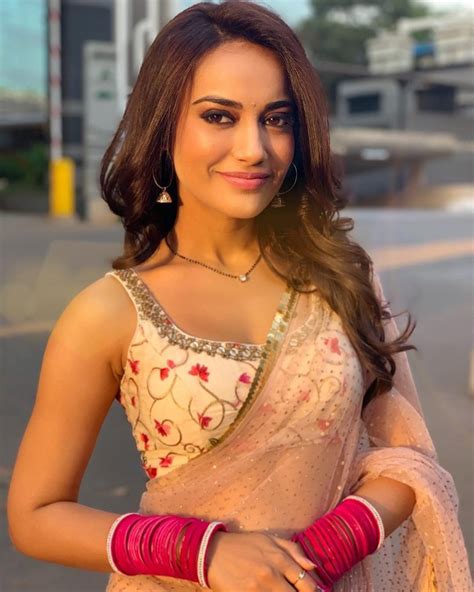 Ravishing Saree Looks Of The Beautiful Naagins Actress Surbhi Jyoti