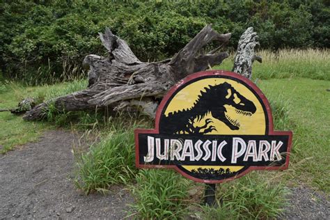 The Amazing Jurassic Park Hawaii Tour Adventure (7 Kualoa Ranch Oahu ...