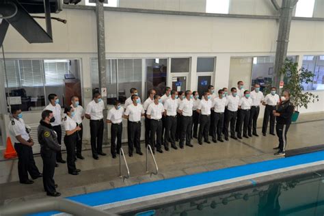 Reclutas De La Escuela Naval Realizaron Visita A La Base Aeronaval