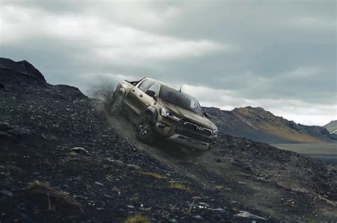 Toyota Hilux Live Life To Fuller With This Toyota Car