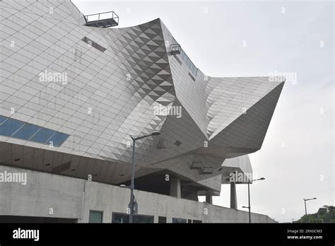 Mus E Des Confluences Lyon France Deconstructivist Style Museum Clad