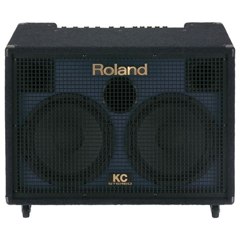 Roland KC 880 Keyboard At Gear4music