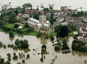 Floods: Spirits dampened in Tewkesbury