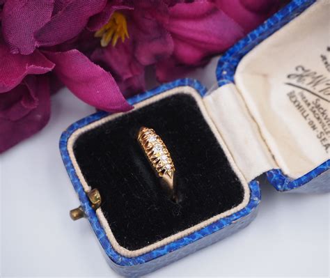 Antique 18ct Yellow Gold 5 Stone Diamond Ring, Size J or 4 5/8.