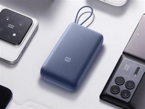 Xiaomi представила Power Bank ємністю 20000 мАг зі вбудованим кабелем і