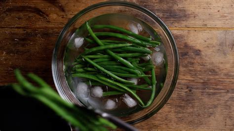 Green Bean Almondine Step By Step Guide Video Properfoodie