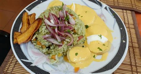 Arroz Con Pollo Y Papas A La Huancaina Receta De Guillermo Torrejon