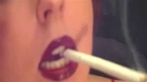 Mature Solo Smoking And Dangling 120 Porn Videos