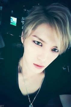 Pin De Laura Melkonian Em Kim Jaejoong Aka Hero Cantores Ator De