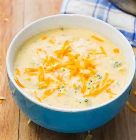 Broccoli Cheese Soup with Chicken - THIS IS NOT DIET FOOD