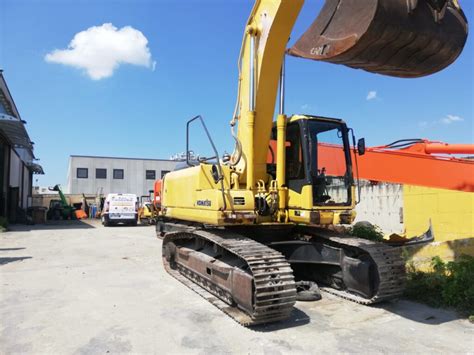 Komatsu Pc 230 Nhd 7k Euro Tractors Sud