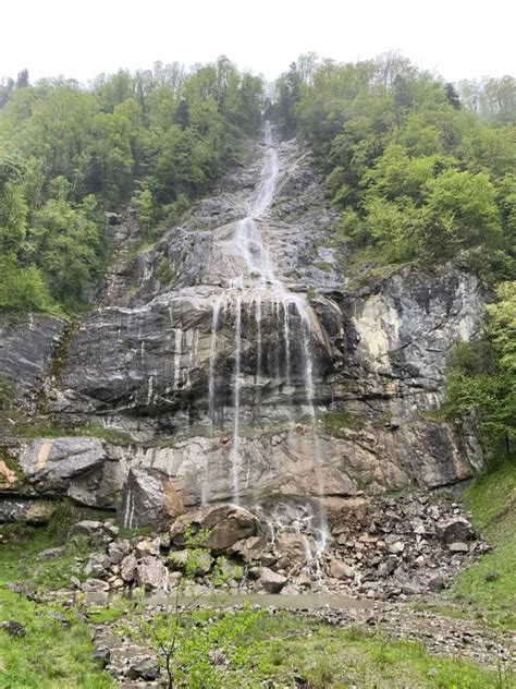 31 most beautiful waterfalls in Switzerland to visit 2023