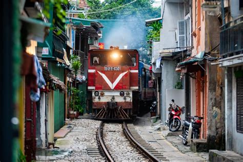 Bezoek De Treinstraat In Hanoi Go2Vietnam Nl