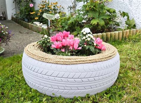 Amazingly Creative Ways To Transform Old Tires Into Garden D Cor