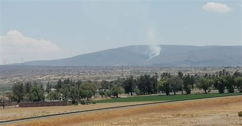 Incendio Pastizal Pone En Alerta A Celaya Y Apaseo El Alto Lleva Una