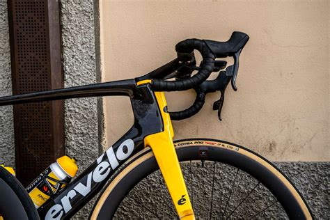 Vittoria lance sa nouvelle gamme Corsa Pro, tubeless et boyaux en coton ...