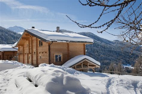 Ski Chalet in La Plagne, 5 bedrooms, Jacuzzi / Hot Tub, Sauna, Log fire ...