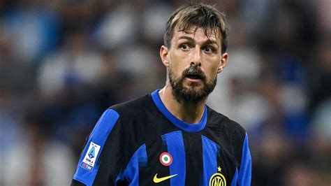 Calciomercato Inter Acerbi in bilico non è piaciuta una cosa alla