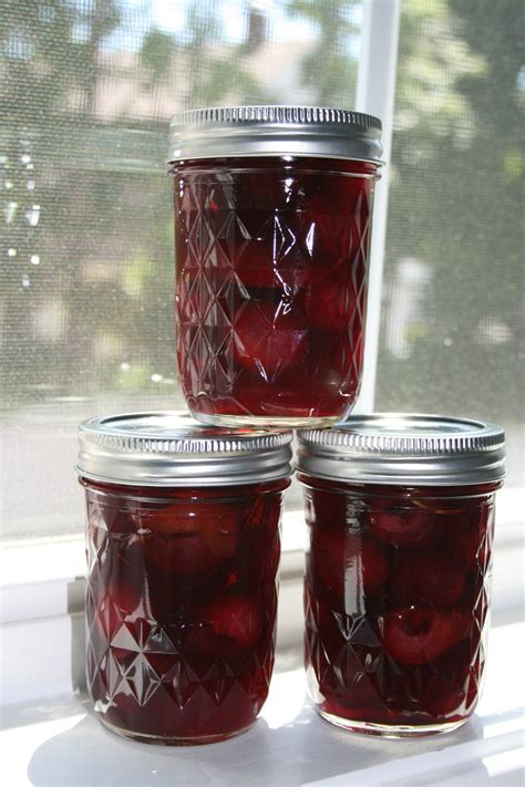 maraschino cherries | The Nerdly Home maraschino cherries | Better living through geekiness.