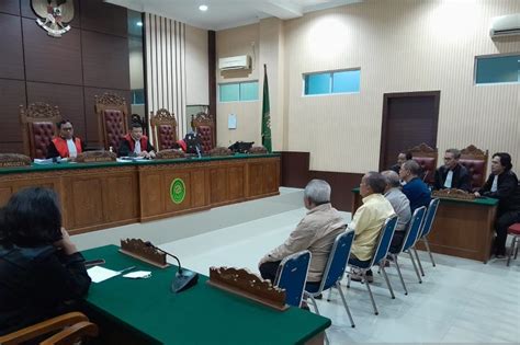 Pn Tanjungpinang Vonis Bebas Lima Terdakwa Korupsi Rumah Dinas Dprd