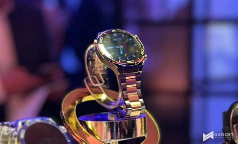 Huawei Watch Ultimate Design Introduced With 18 Karat Gold