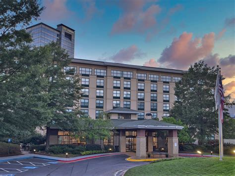 hilton garden inn atlanta airport millenium center 5
