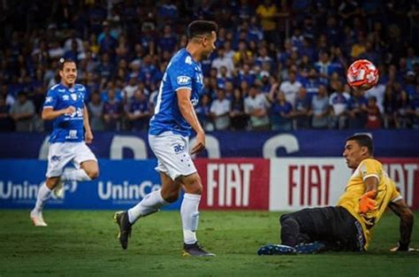 Super goleada vitória por 5x0 o Cruzeiro vence a Patrocinense e