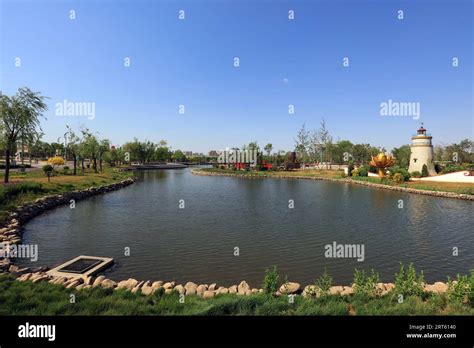 Modern landscape architecture Stock Photo - Alamy