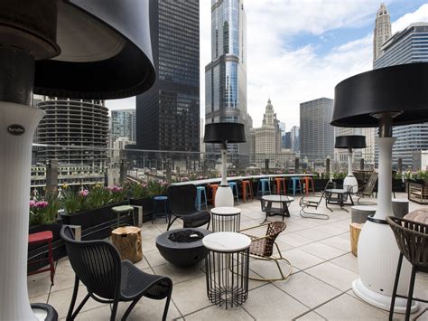 The 20 Hottest Rooftop Bars And Terraces In Chicago Right Now Eater Chicago