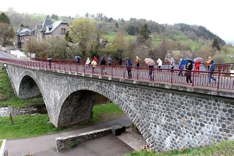 Sortie D Couverte Mai Les Viaducs De La Ligne Bort Les Orgues