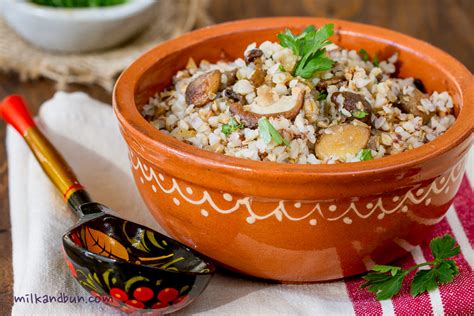 Russian buckwheat kasha with mushrooms | milkandbun