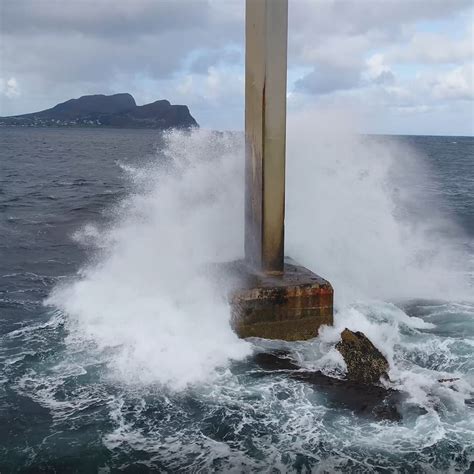 Why Wave Power Waves4power