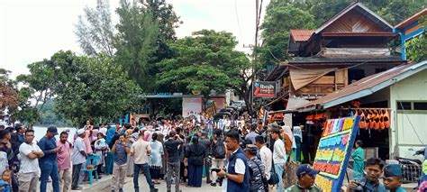 Pada Libur Idul Fitri Objek Wisata Tugu Kilometer Nol Dan Kawasan Iboih