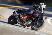 Aprilia Tuono V4 R vs. BMW S1000R vs. KTM 1290 Super Duke R Comparison ...