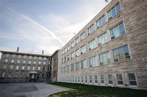 Collège de Montréal