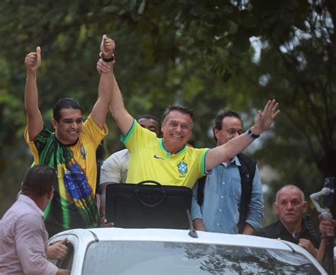 Fernando Rodolfo Liberado Para Usar Imagens Bolsonaro No Guia