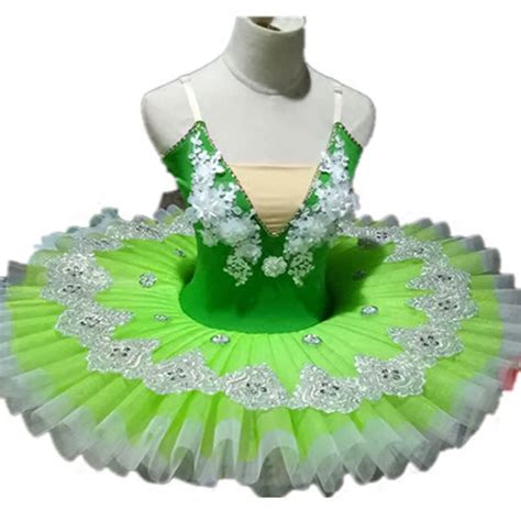 Beautiful Green Classical Ballet Dance Tutu Solo Dance Green Flower