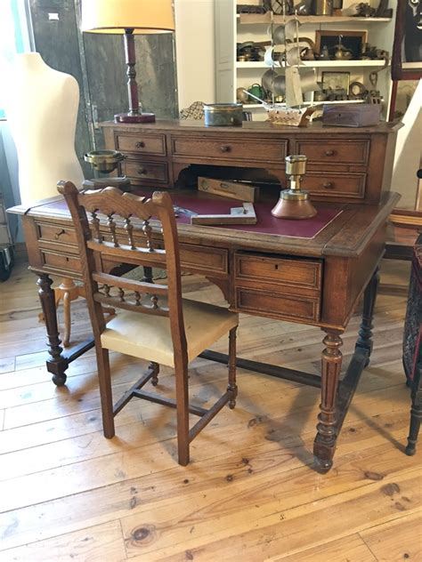 Bureau ancien en bois écritoire cuir Brocante en ligne