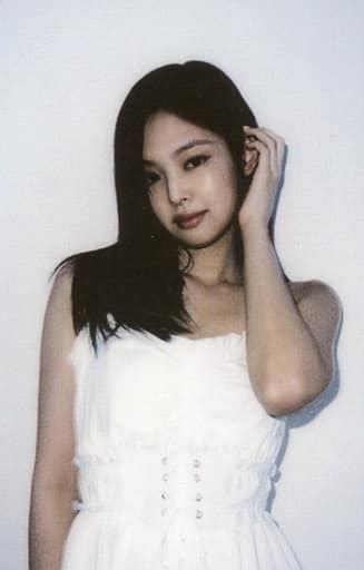 BLACKPINK ジェニー JENNIE CD1st FULL ALBUM THE ALBUM特典フォトカードの取り扱い店舗一覧 中古