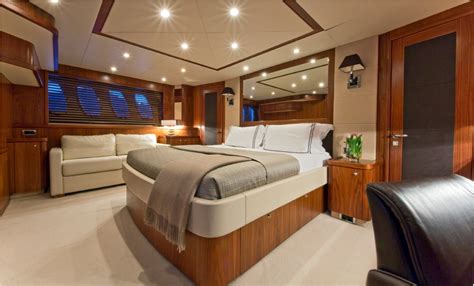 Donizetti Yacht Charter Details Sunseeker Charterworld Luxury