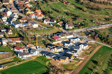 Wallburg Von Oben Baustellen Zum Neubau Wohngebiet Einer