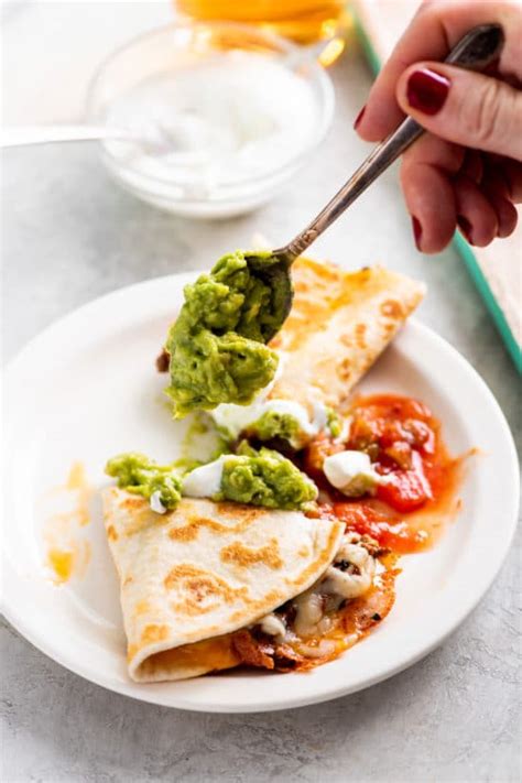 Cheesy Ground Beef Quesadillas Recipe — The Mom 100