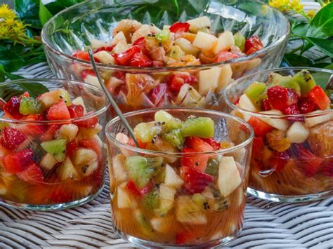 Ensalada De Frutas De Temporada Para Desayunar Rico Y Saludable