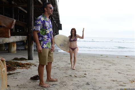 Penny Pax Beach 1 265 Porn Pic