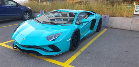 Teal Lamborghini Aventador