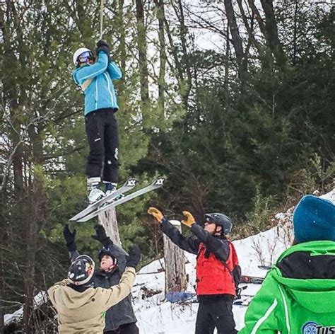 5 injured in Pennsylvania ski lift mishap - ABC News