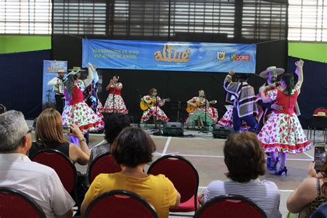 Con Gran Exito Se Presento El Grupo Folclorico Altue De Angol En La